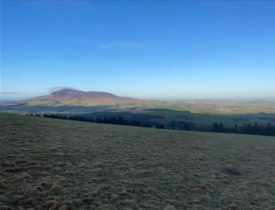 Culter Place Biggar Bagian luar foto